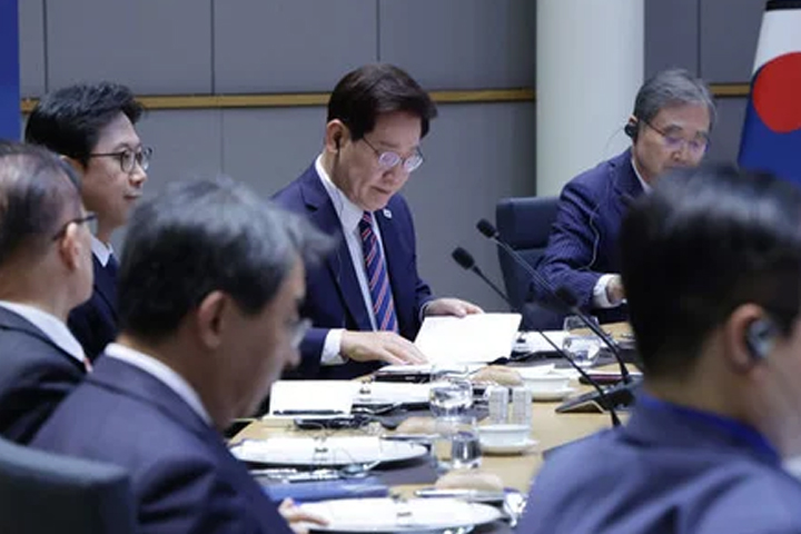 정치2-3.jpg
